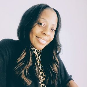 Meet your Posher, Angela